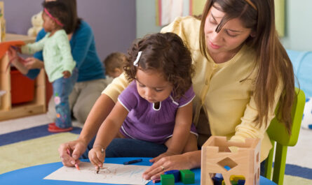 Trabajar como niñera