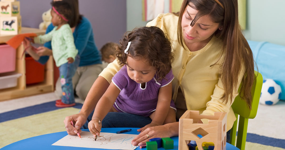 Trabajar como niñera