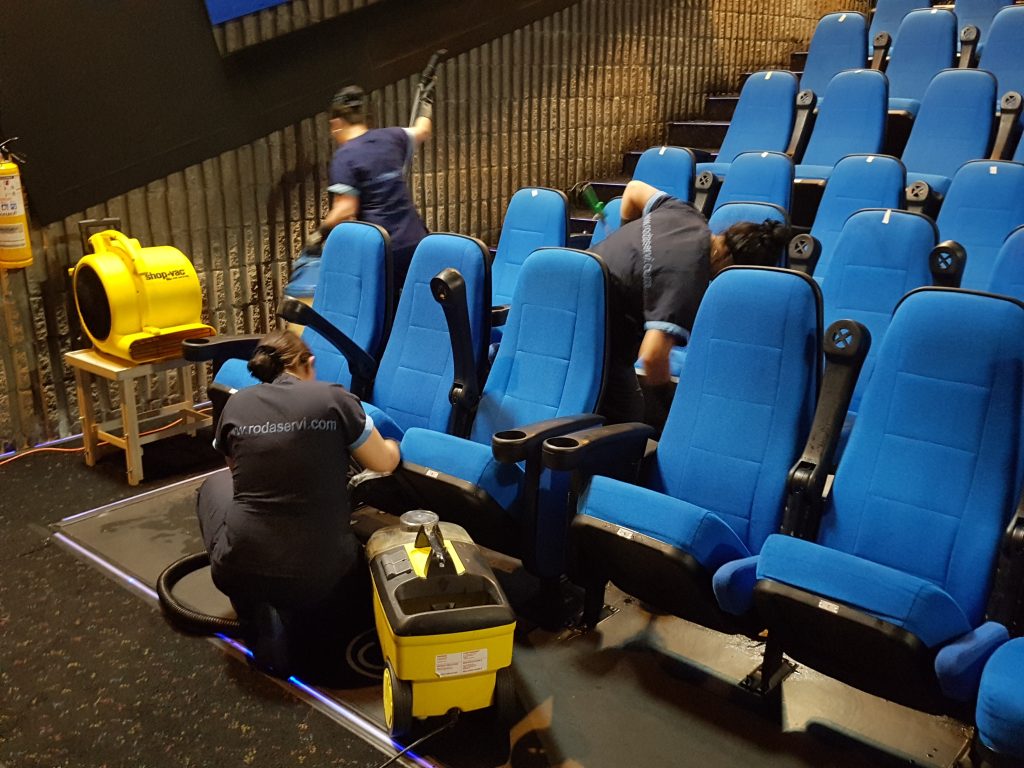 Trabajar en Limpieza de Cines